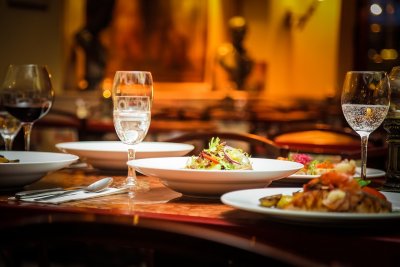 hotel paris montmartre resto