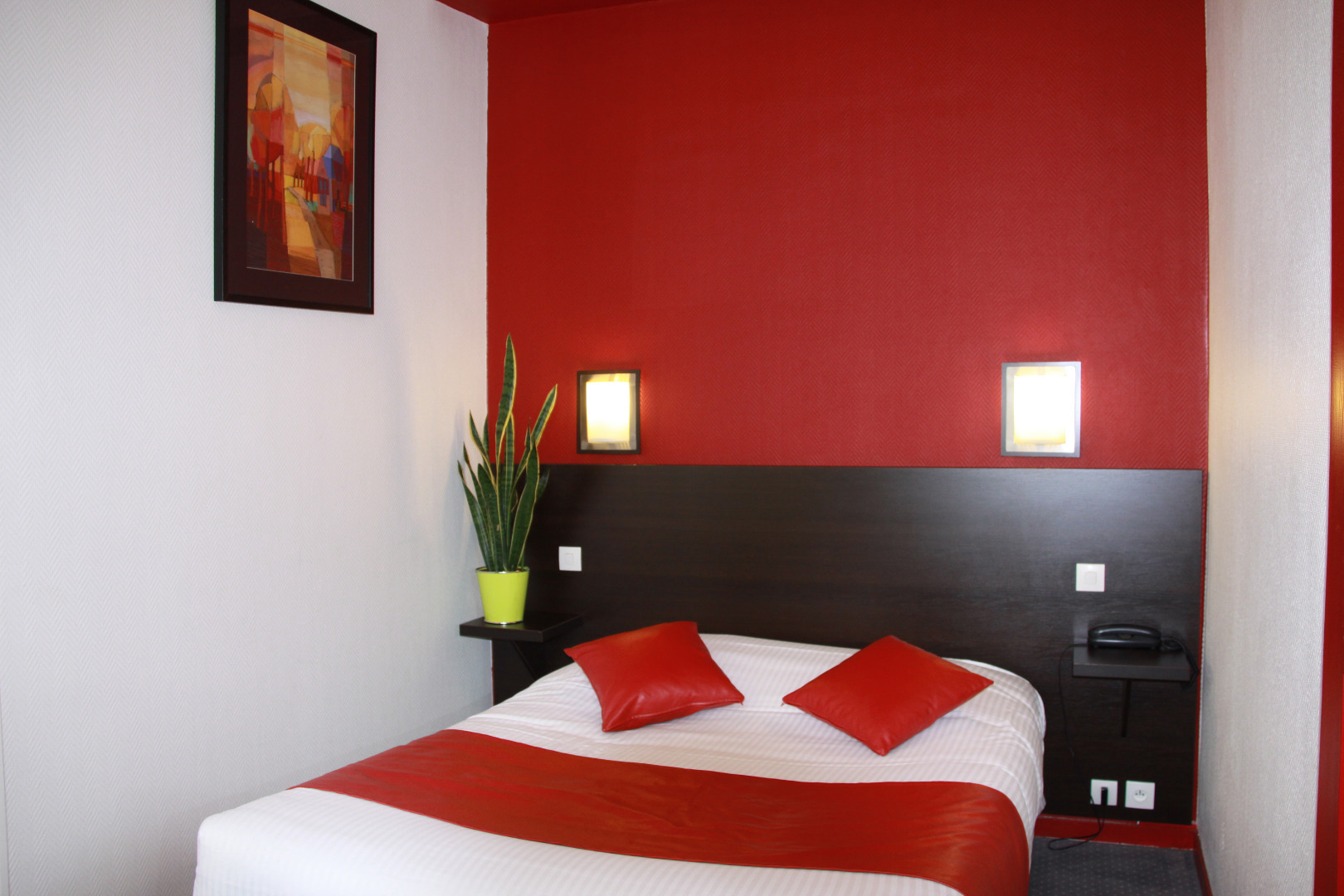 Chambre a coucher moderne romantique rouge: chambre coucher adulte ...