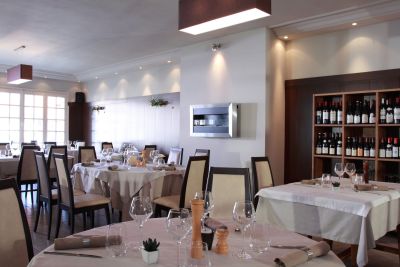 hotel restaurant hesdin les 3 fontaines 1 1