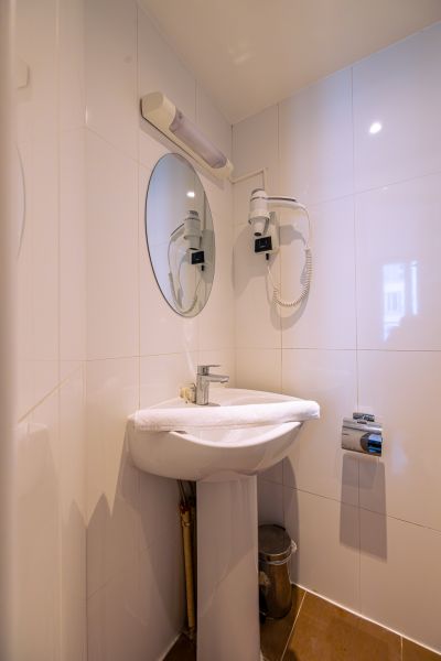 Aix Europe Hotel Paris 10eme 41