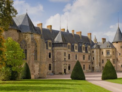 chateau des bourbons