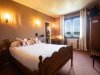 Chambre hotel restaurant la bombardiere 15