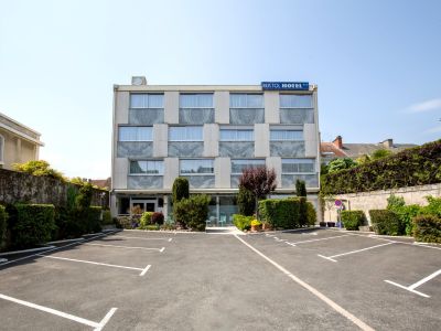 Hotel Perigeux centre  Le Bristol 1