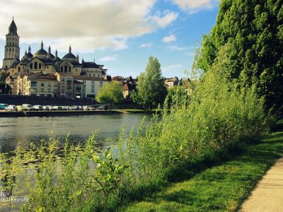 Photo de Perigueux riviere chemin vert