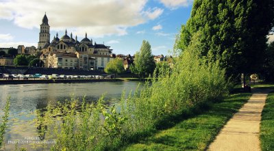 Photo de Perigueux riviere chemin vert