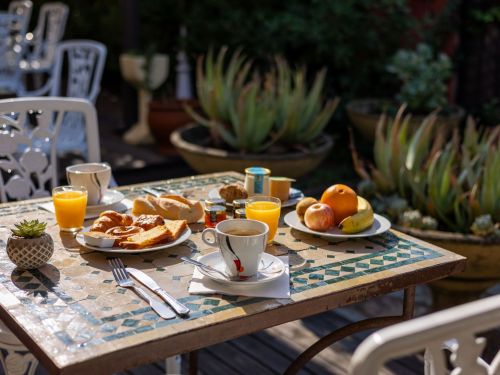 Petit déjeuner inclus