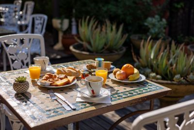Petit déjeuner inclus 
