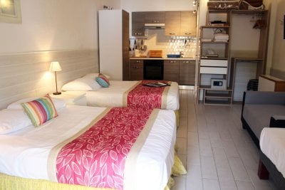 Hotel Cayrons Vence   Saint paul de vence 19