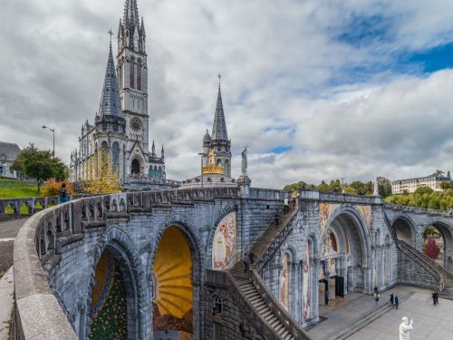 Lourdes