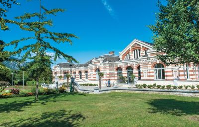 Les Thermes