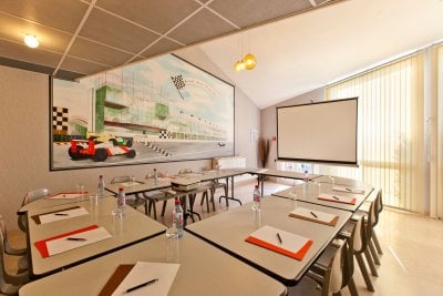 hotel du circuit nevers magny cours 29