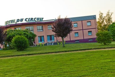 hotel du circuit nevers magny cours 7