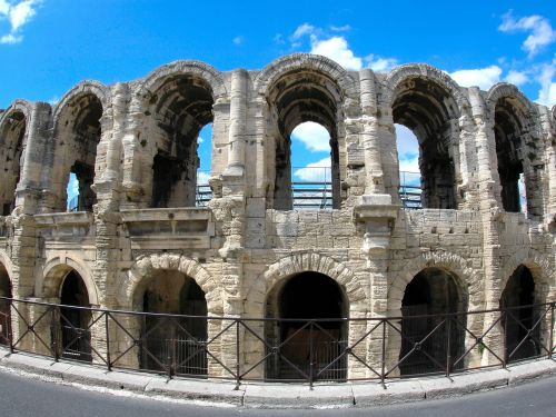 Arles