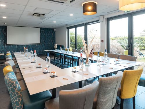 Salle seminaire petit format