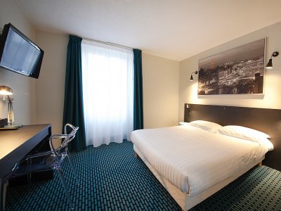 Hotel Clermont Ferrand chambre classique DavHotel Jaude 3