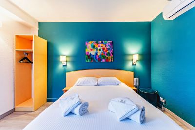 Eclipse hotel decines charpieu lyon 19