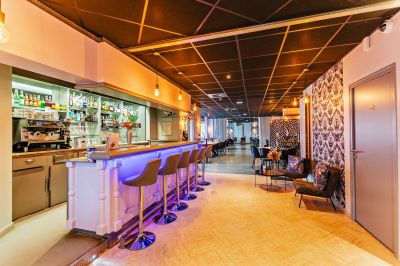 Eclipse hotel decines charpieu lyon 1 1