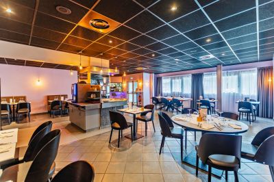Eclipse hotel decines charpieu lyon 24 1