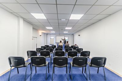 Eclipse hotel decines charpieu lyon 35
