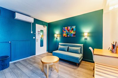 Eclipse hotel decines charpieu lyon 36 1