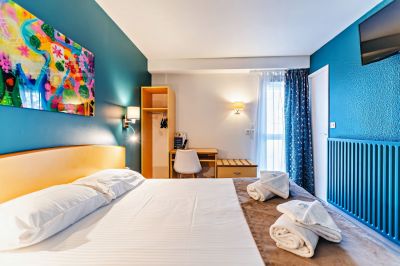 Eclipse hotel decines charpieu lyon 5 1