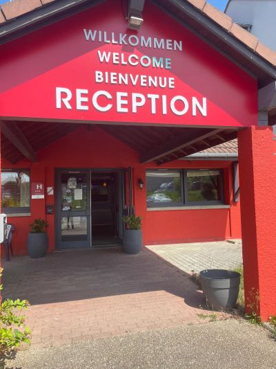 PHOTO hotel Eden entree hotel Metz