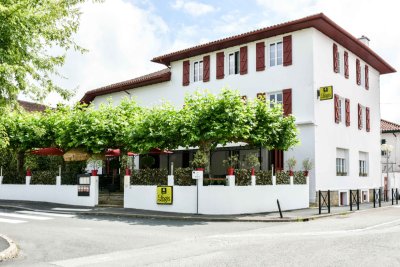 Estanquet hotel restaurant urt pays basque  63