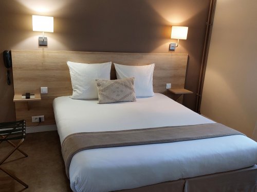 CHAMBRE 101