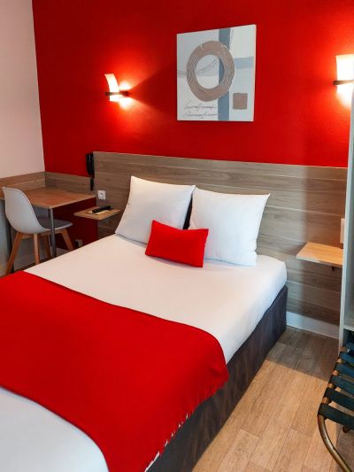 Europe Hotel Cholet Gare 8 1