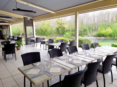 hotel domaine de foolz jardins et terrasses bourguignons 268106 1