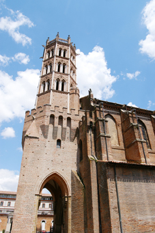 Cathédrale Saint Antonin de Pamiers LOGIS HOTEL et RESTAURANT DE