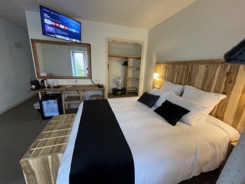 Soirée étape en Chambre Supérieure 155.00€ Mini BAR Inclus, Choix sur le MENU