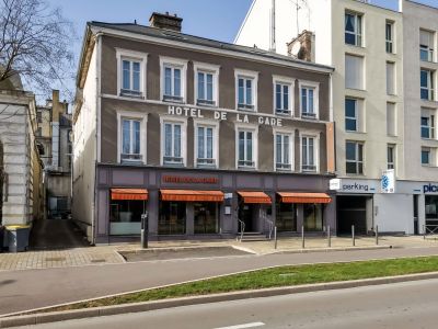 Hotel de la Gare Troyes Centre facade 1