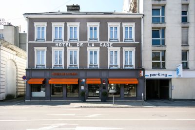 Hotel de la Gare Troyes facade 11 1