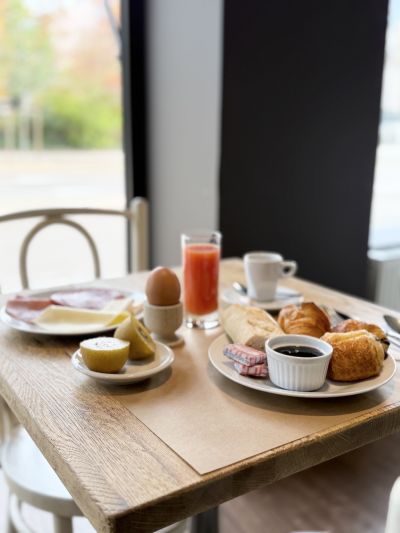 Petit Dejeuner II Hotel de la Gare de Troyes 002 2