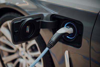 Borne de recharge pour véhicule électrique