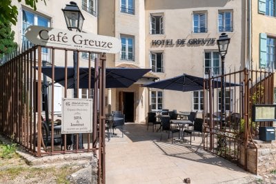 Hotel de Greuze Tournus Exterieur Terrasse 2 1