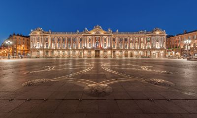 1920px Toulouse Capitole Night Wikimedia Commons