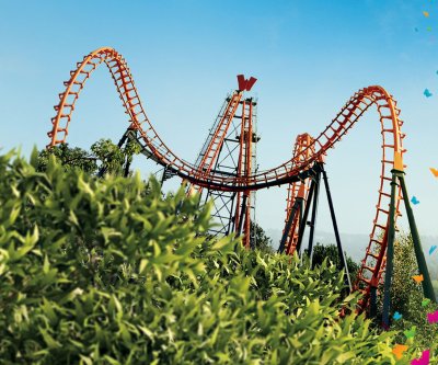 Walibi theme park 10 km from the hotel H tel du Lac Restaurant