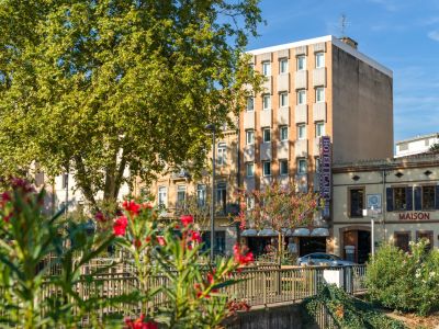 Façade Hôtel Icare Toulouse canal du midi