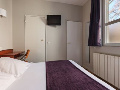 Chambre double patio Hôtel Icare Toulouse