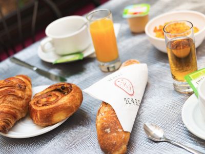 Petit-déjeuner Hôtel Icare Toulouse