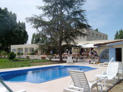 hotel le fleurance piscine fleurance 034769 1