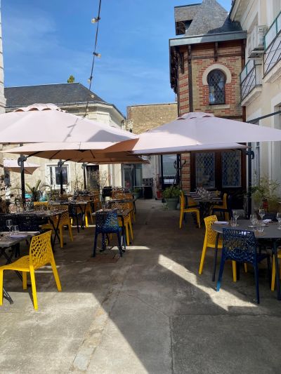 TERRASSE 1 BOOKING