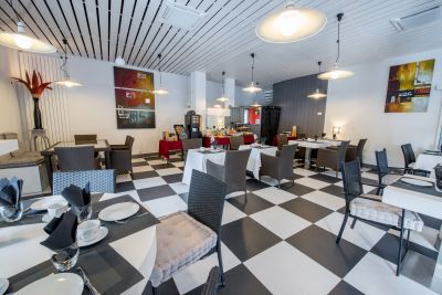 le lion dor hotel restaurant marmande centre 3