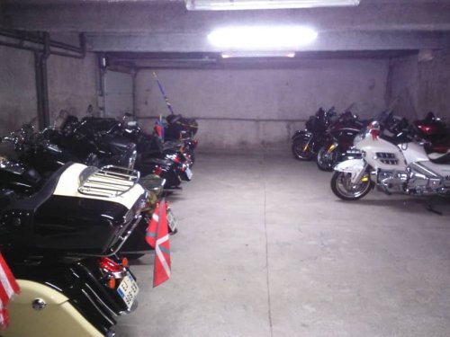 Garage securise Hotel de la Marne 