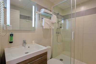 LOGIS HOTEL LE MEDITERRANEE 64 2
