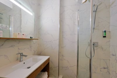 LOGIS HOTEL LE MEDITERRANEE 93 1