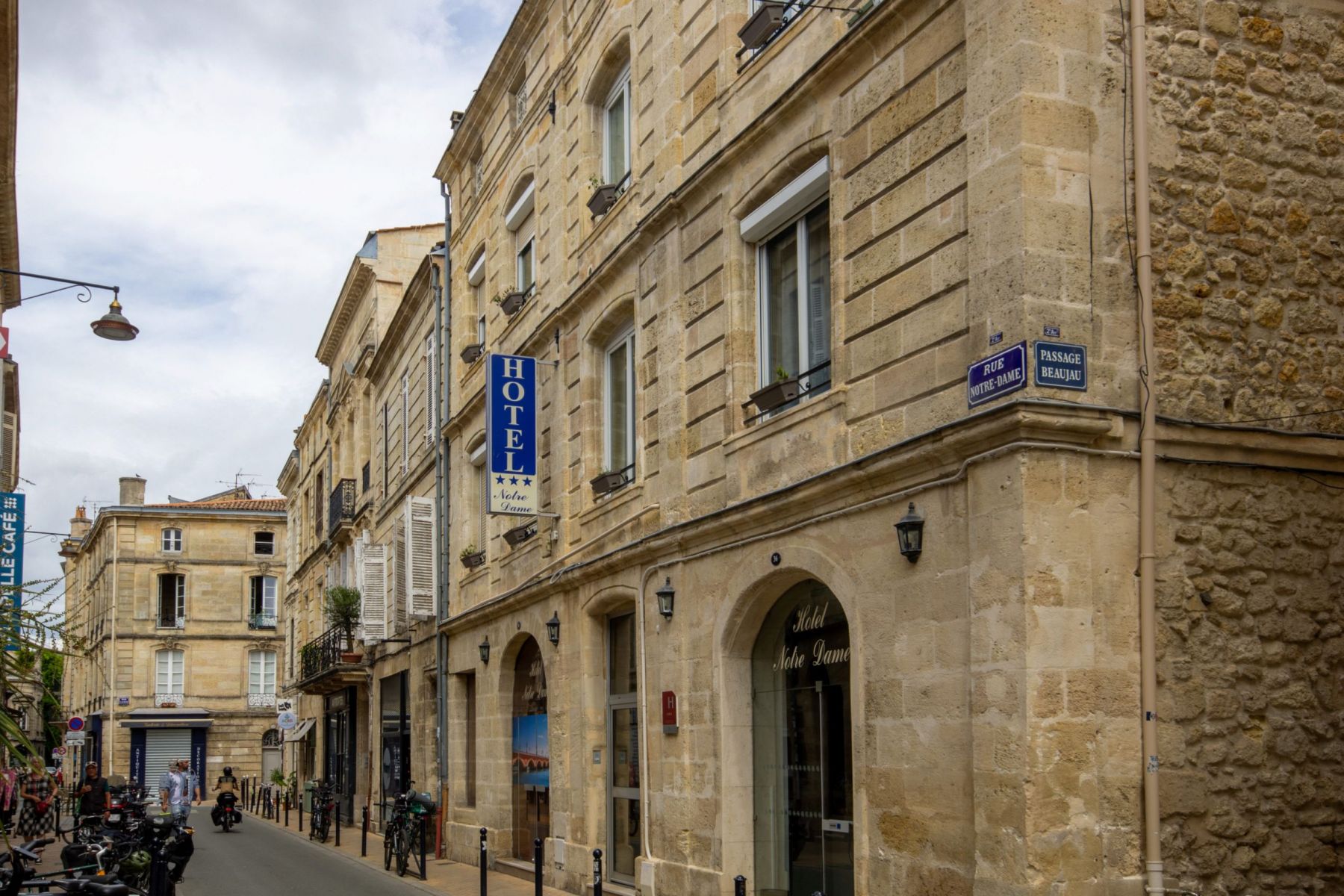Hôtel Bordeaux Les Chartrons - Hôtel Notre Dame | Site Officiel