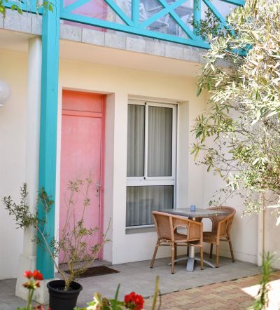 Best rates and conditions when you book direct